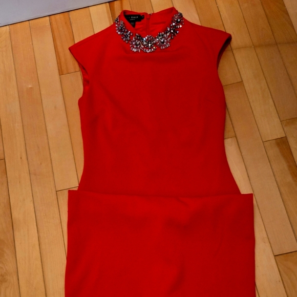 Ted Baker Bold Red Garment with Elegant Details - Picture 2 of 5